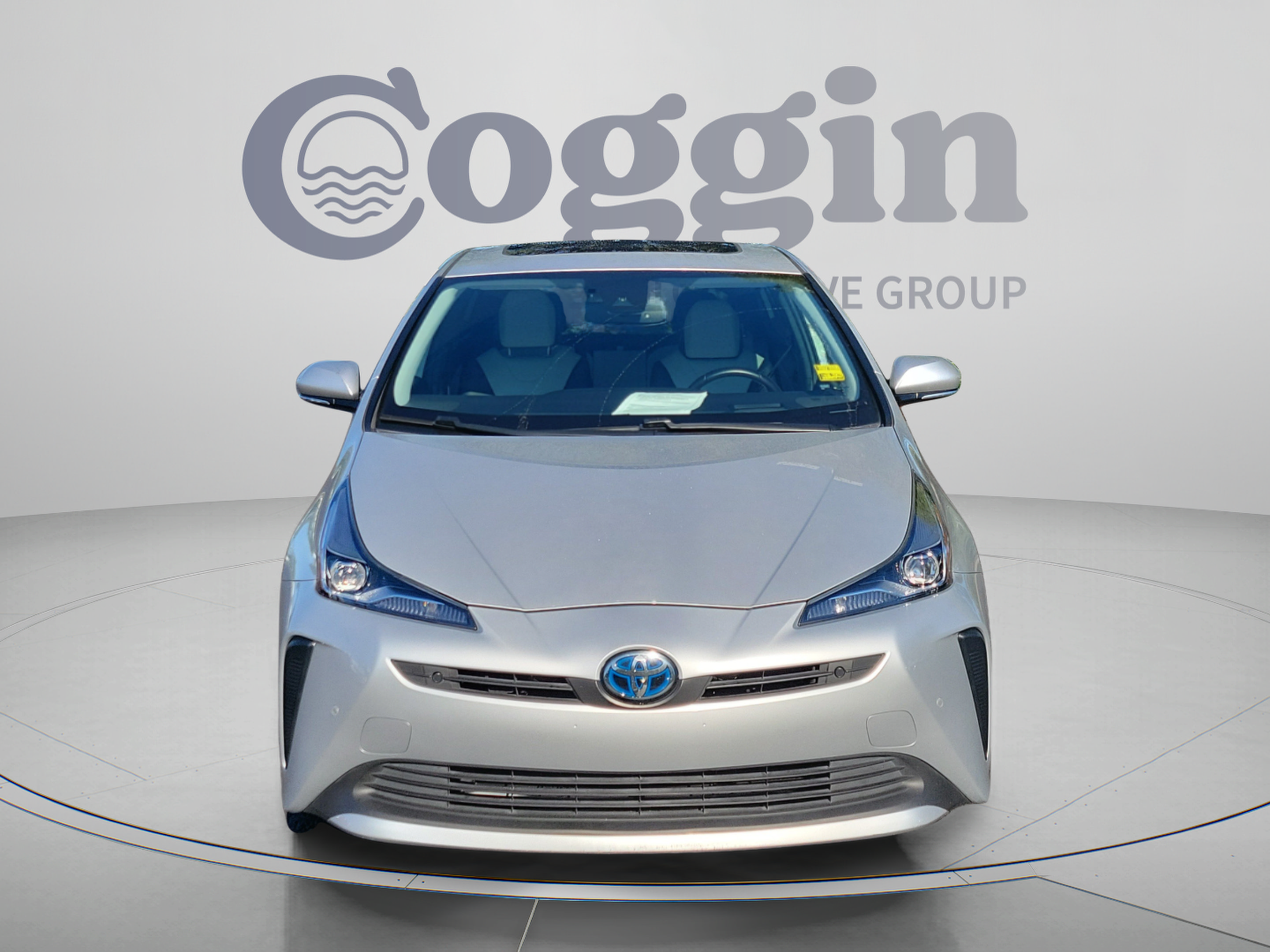 Used 2020 Toyota Prius Limited w/ Premium Convenience Package FWD image 4
