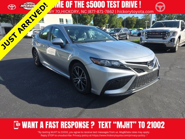 Used 2024 Toyota Camry SE
