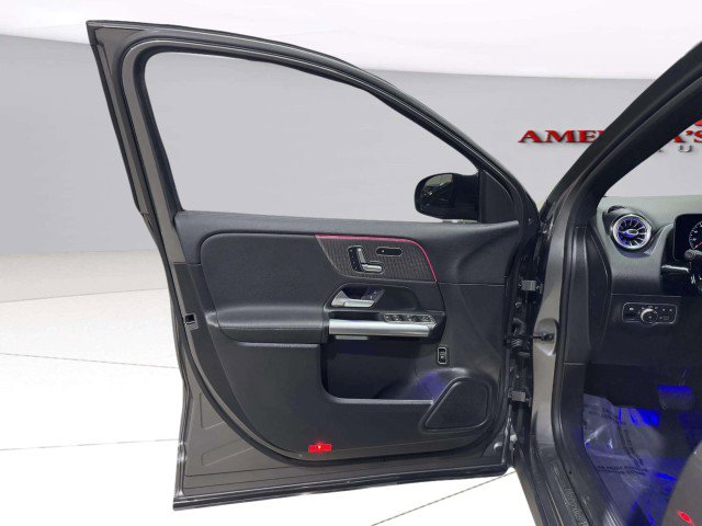 Used 2021 Mercedes-Benz GLA 250 4MATIC w/ Premium Package image 22