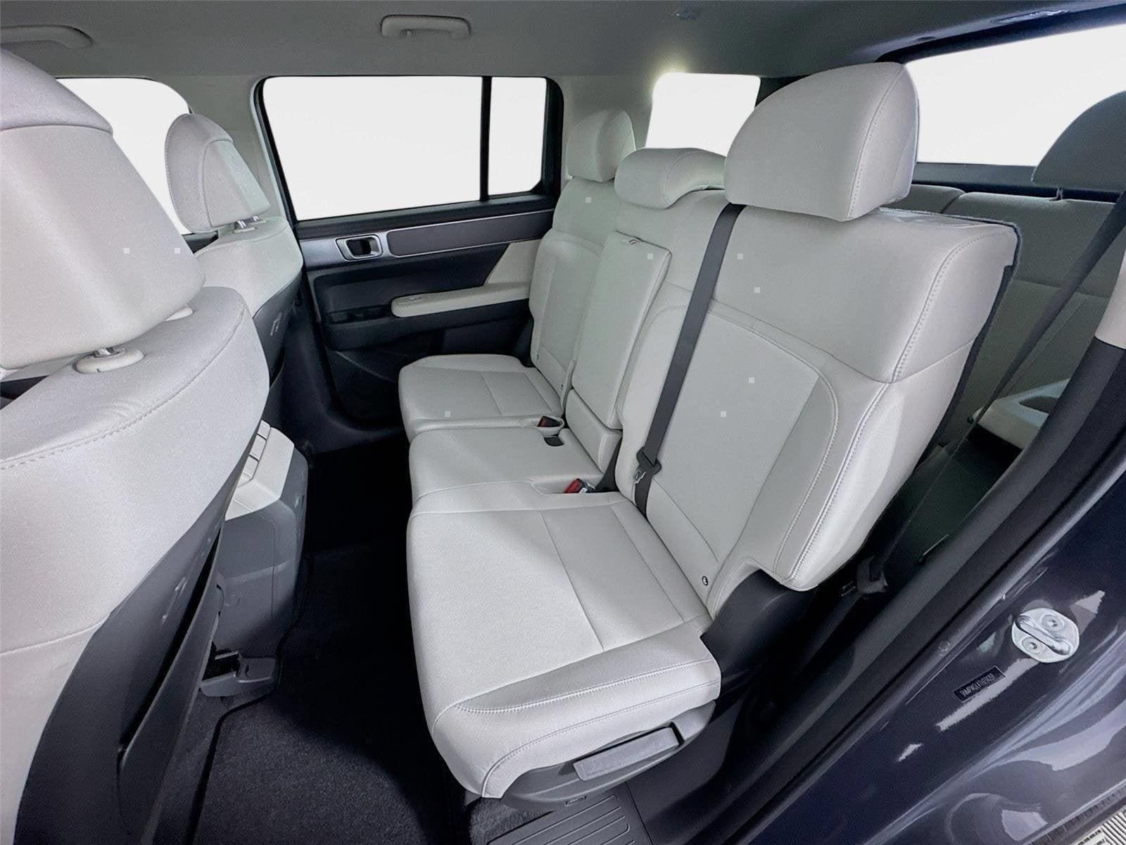 New 2026 Hyundai Santa Fe SE FWD image 20