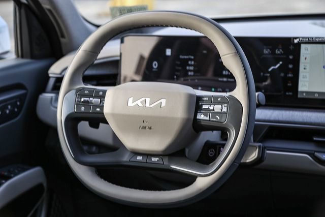 New 2026 Kia EV9 Wind AWD/4WD image 8