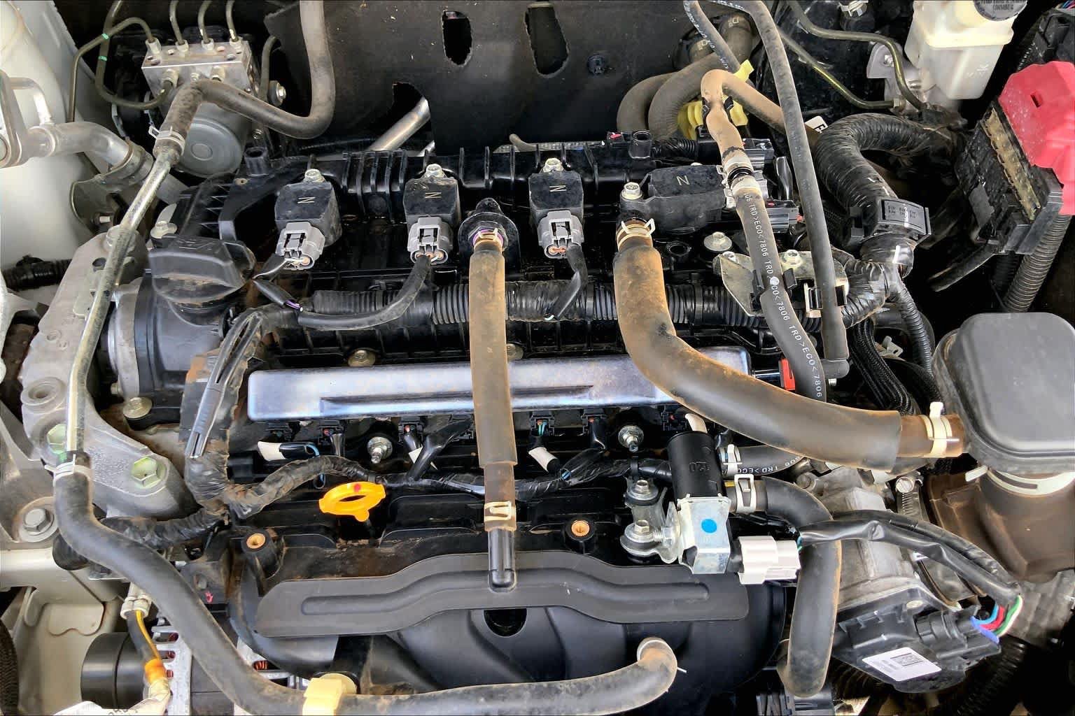 Used 2019 Nissan Kicks SR FWD image 32