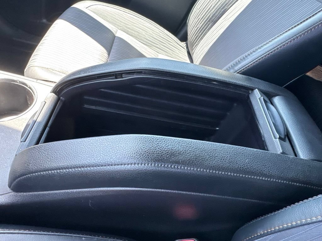 Certified 2019 Toyota Highlander Plus w/ Carpet Mat Package (TMS) AWD/4WD image 30