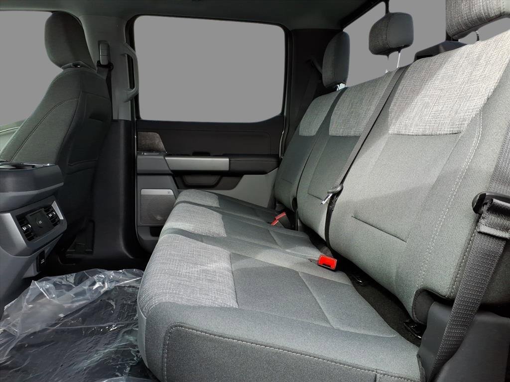 New 2026 Ford F350 XLT w/ XLT Premium Package image 4