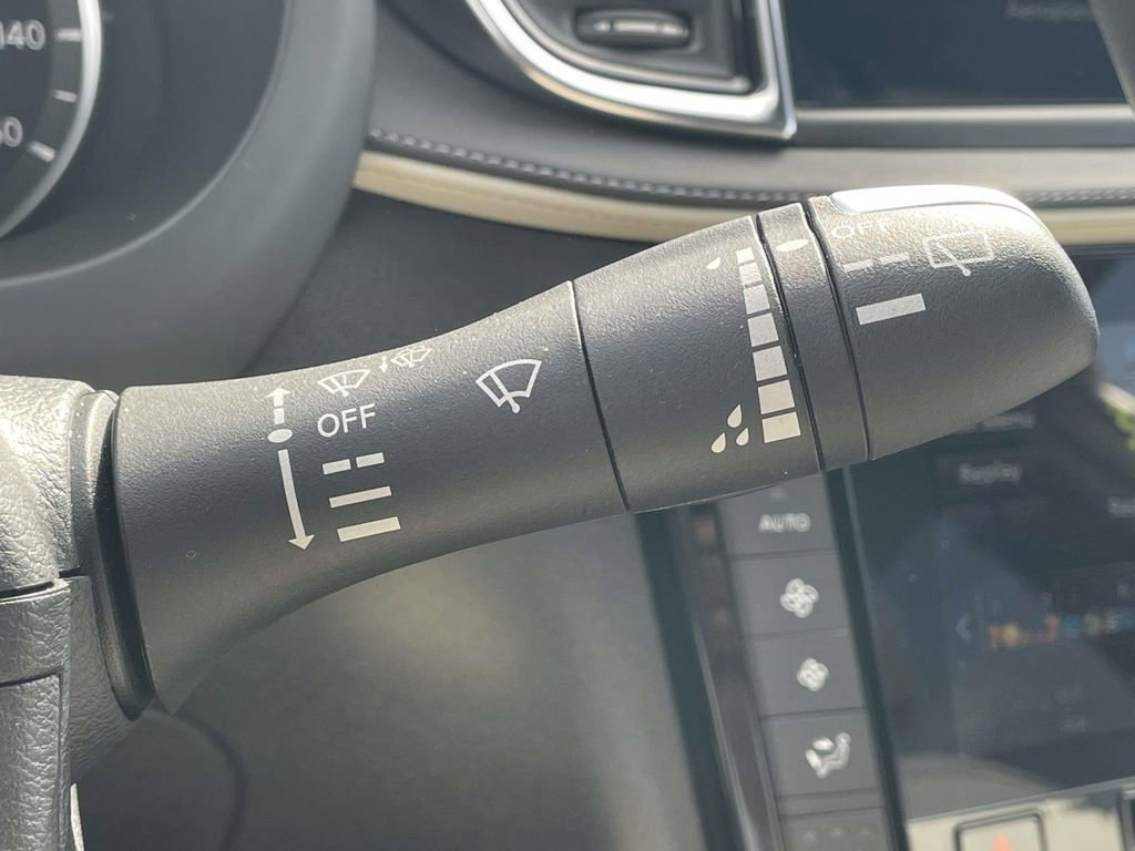 Used 2025 INFINITI QX55 Luxe w/ Cargo Package image 25