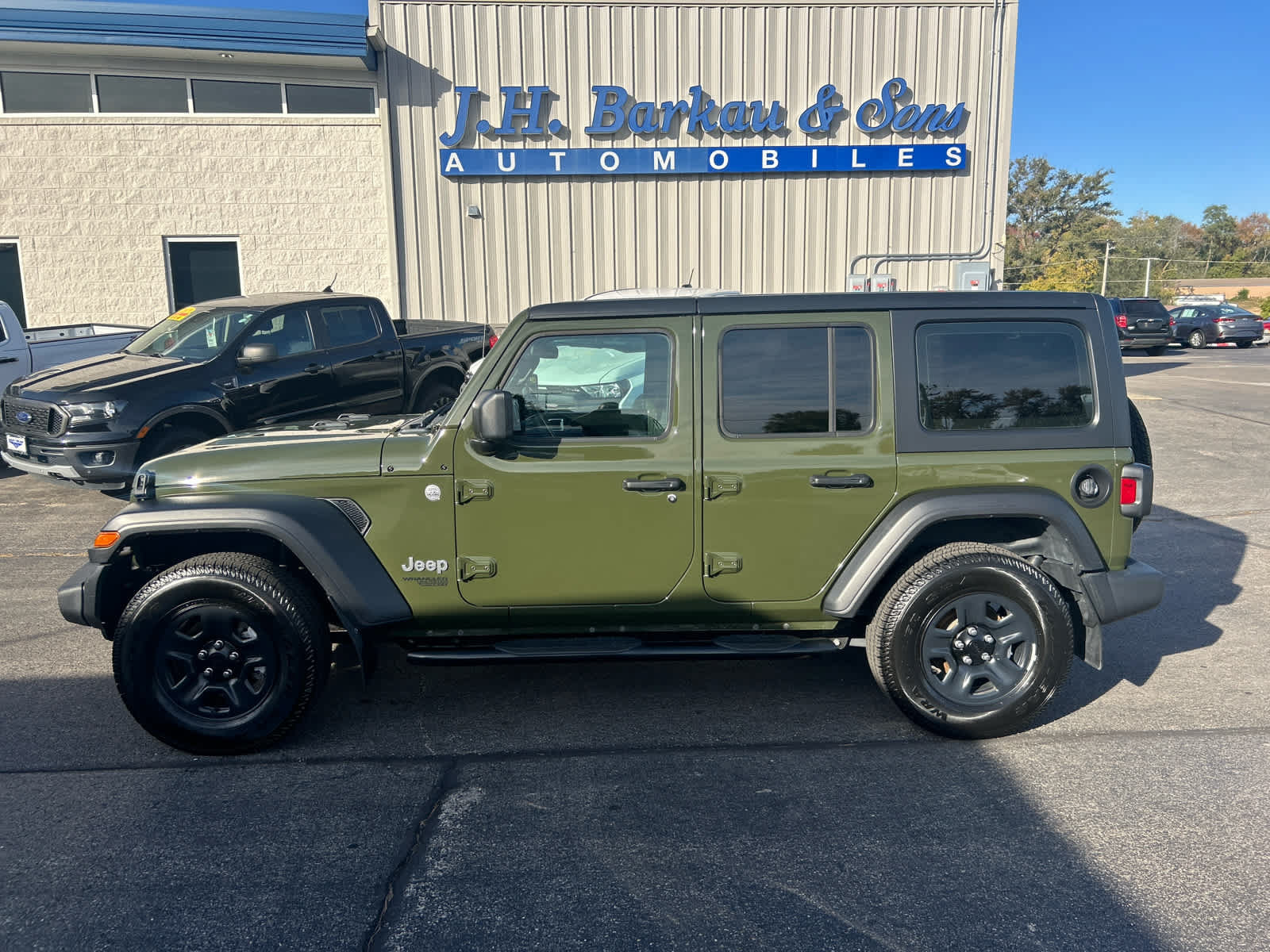 Used 2021 Jeep Wrangler Unlimited Sport AWD/4WD image 6
