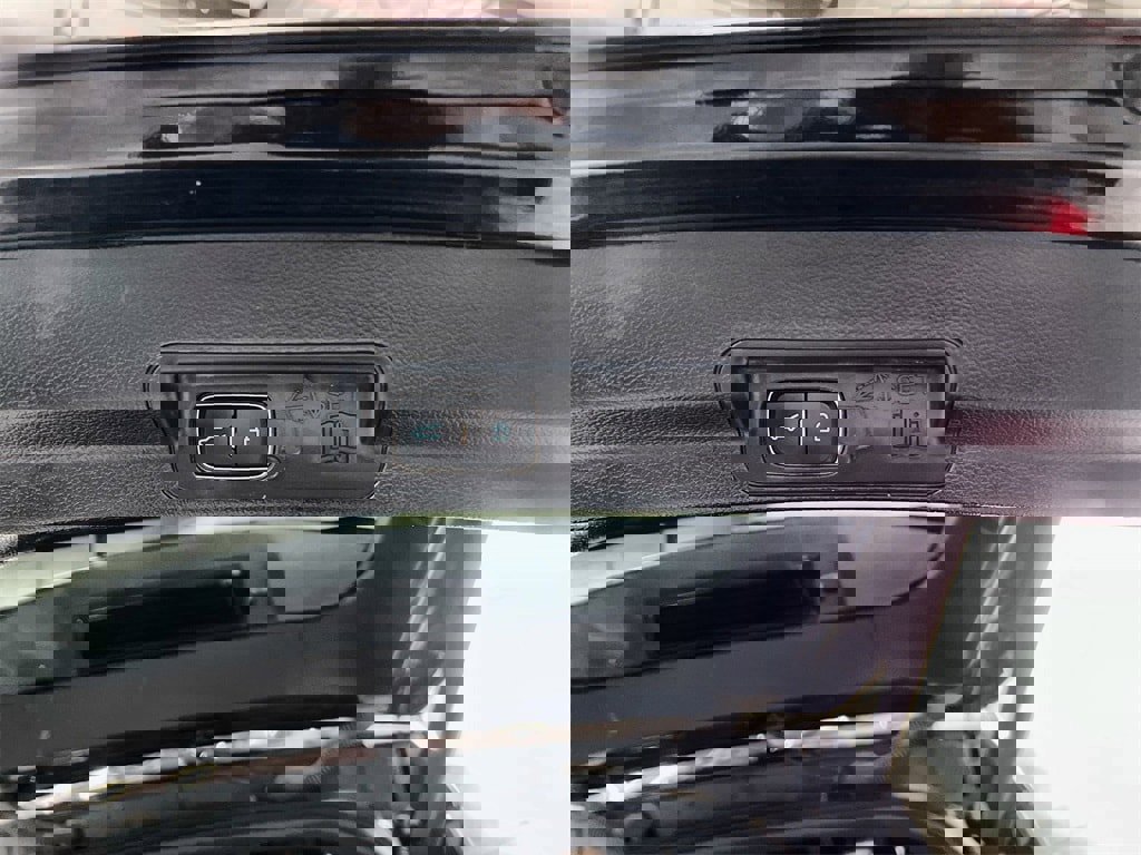 Used 2020 Ford Explorer ST w/ Premium Technology Package image 27