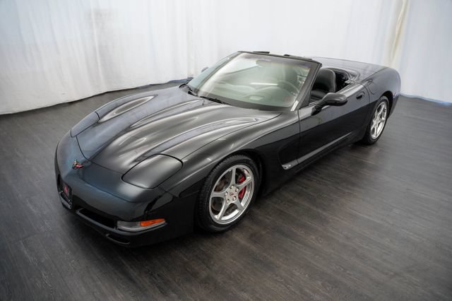 Used 2000 Chevrolet Corvette Convertible w/ Memory Pkg RWD image 3