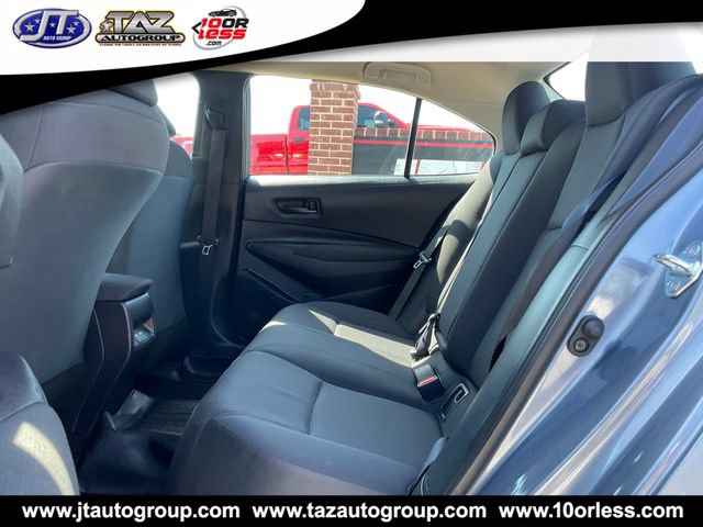 Used 2025 Toyota Corolla LE FWD image 12