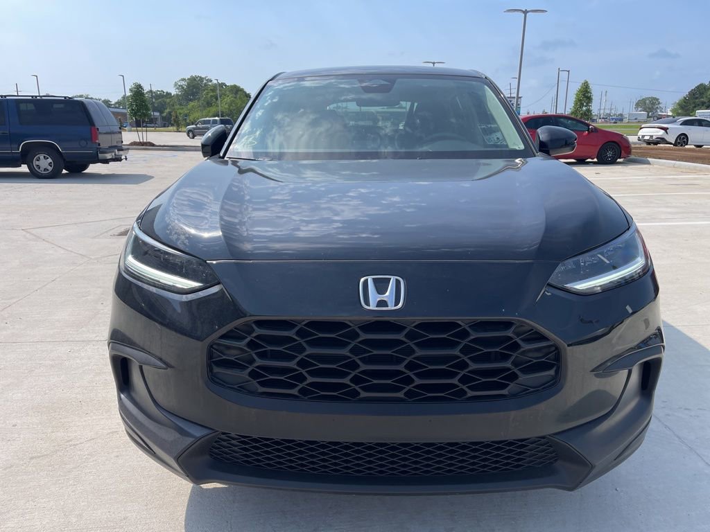 Used 2025 Honda HR-V LX image 2