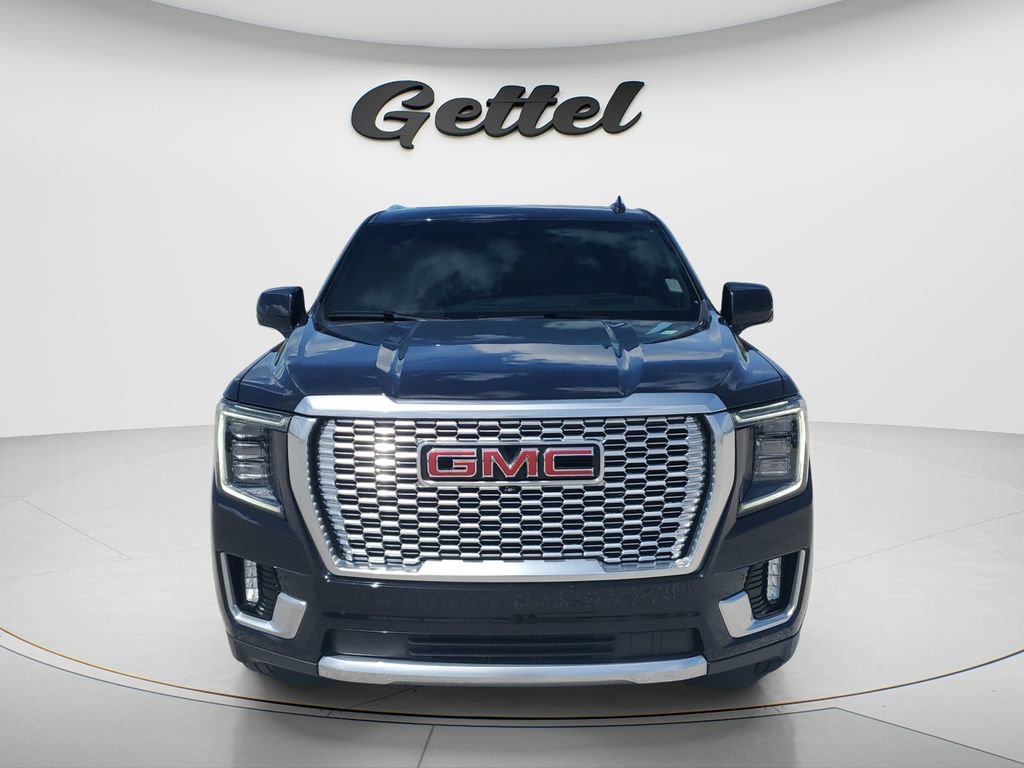 Used 2024 GMC Yukon Denali w/ Denali Reserve Package image 8