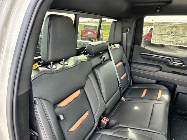 New 2026 GMC Sierra 1500 AT4 w/ Technology Package image 27