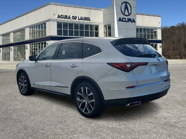 Certified 2023 Acura MDX w/ Technology Package AWD/4WD image 4