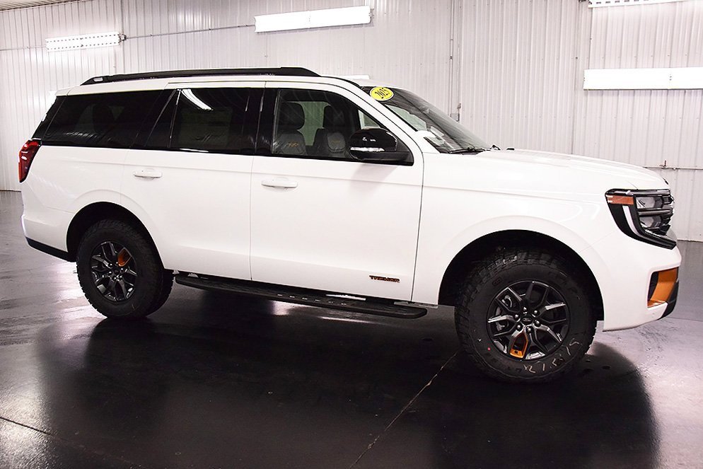 New 2025 Ford Expedition Tremor image 8