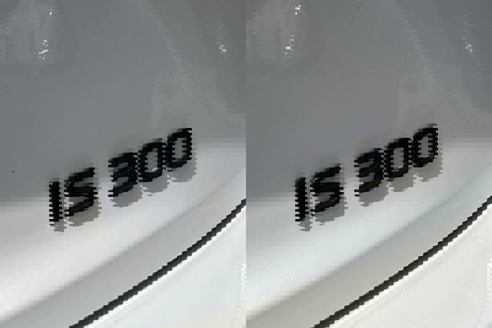 Used 2020 Lexus IS 300 w/ Accessory Package 2 image 17