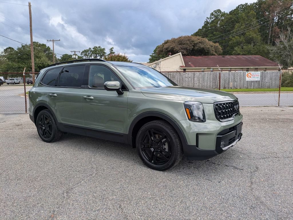 Used 2025 Kia Telluride SX X-Line AWD/4WD image 2