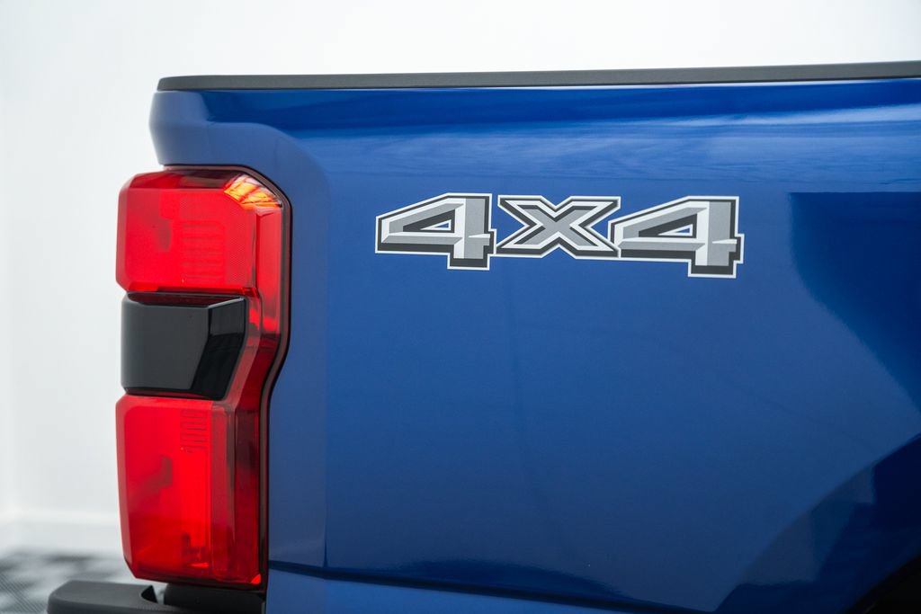 New 2026 Ford F350 XLT w/ XLT Premium Package AWD/4WD image 22