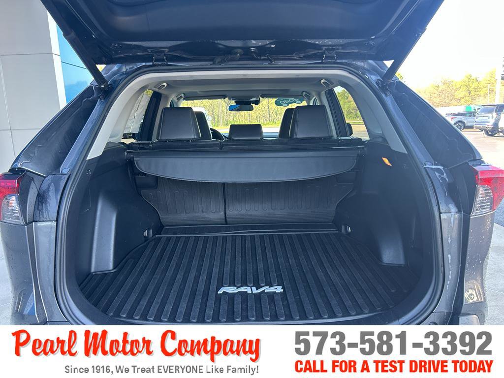 Used 2020 Toyota RAV4 XLE Premium AWD/4WD image 23