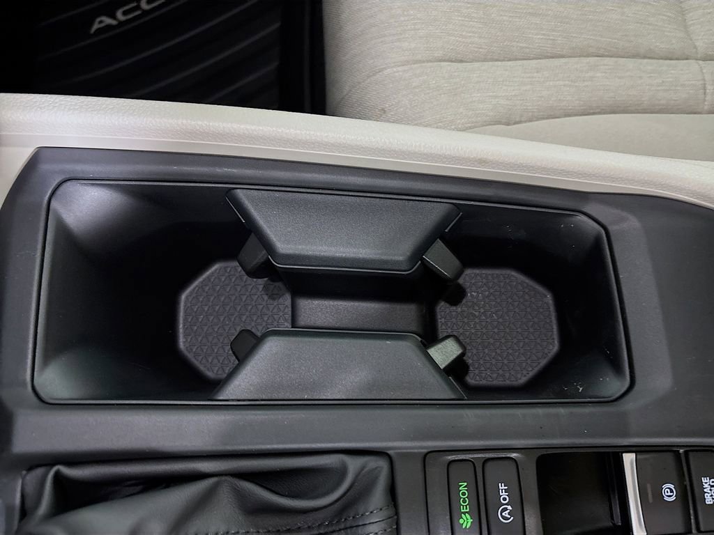 New 2025 Honda Accord SE image 15