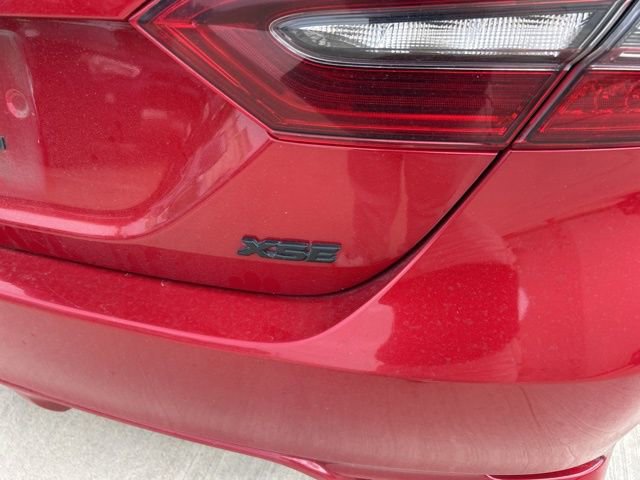 Used 2021 Toyota Camry XSE FWD image 4