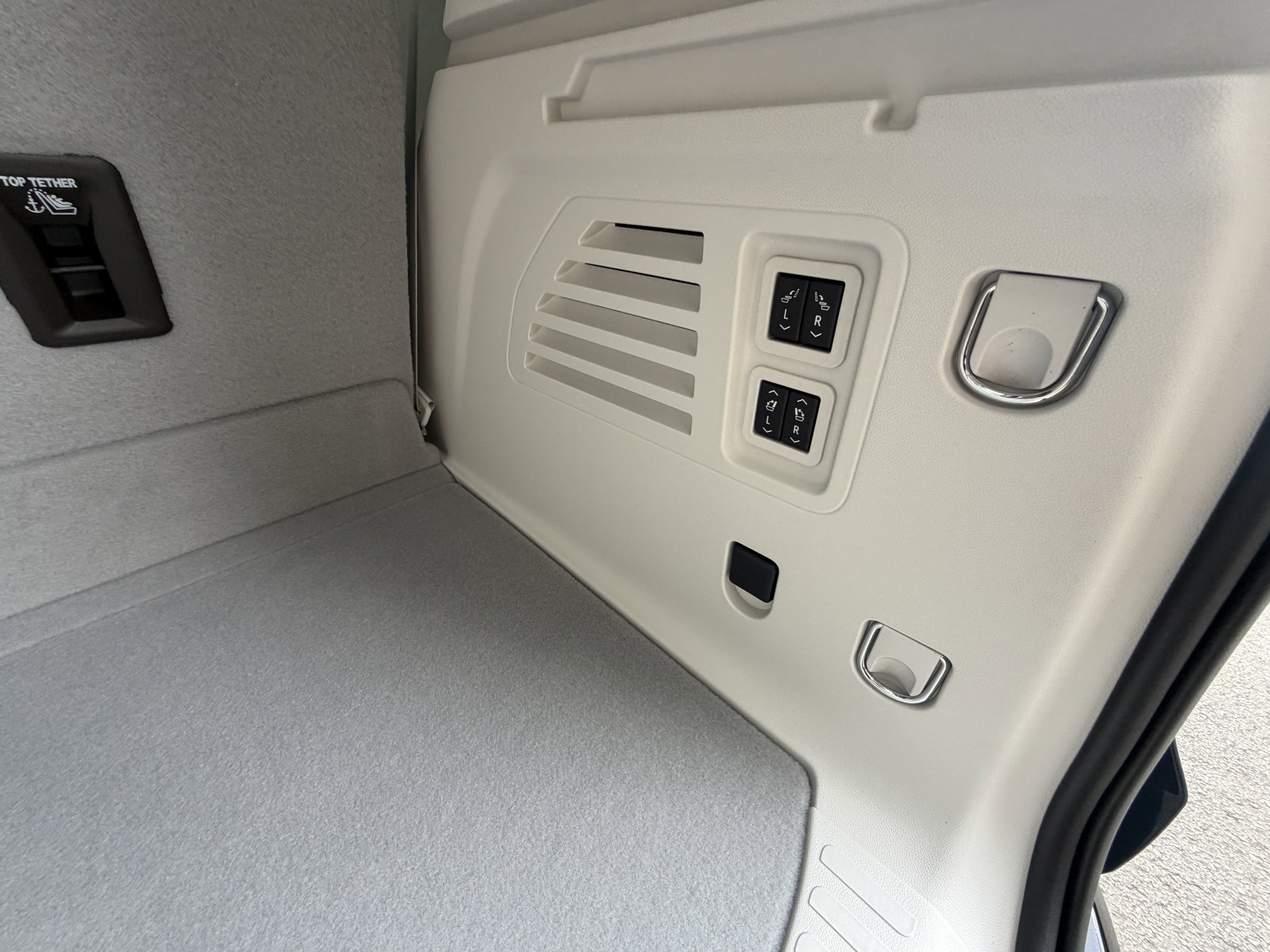 New 2026 GMC Acadia Denali w/ Super Cruise Package image 10