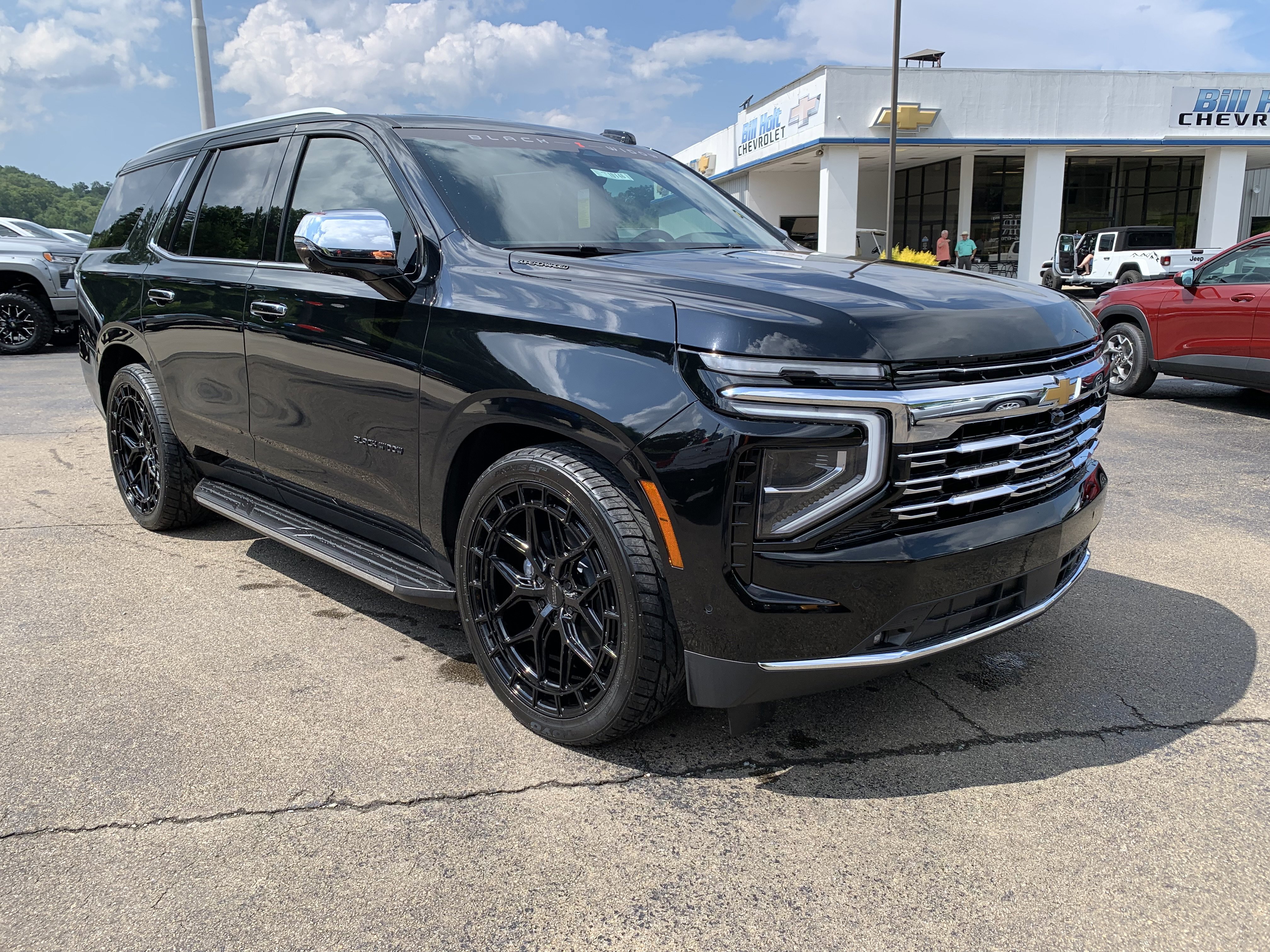 New 2025 Chevrolet Tahoe Premier image 2