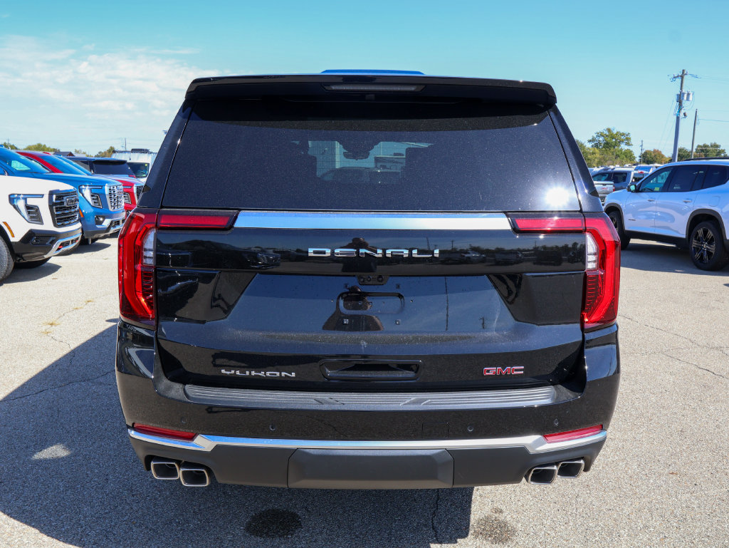 New 2027 GMC Yukon Denali w/ Denali Reserve Package AWD/4WD image 4