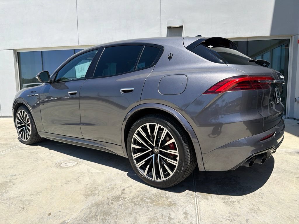Certified 2023 Maserati Grecale Modena AWD/4WD image 8