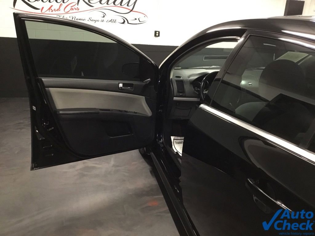 Used 2012 Nissan Sentra 2.0 SR w/ Special Edition Pkg FWD image 19