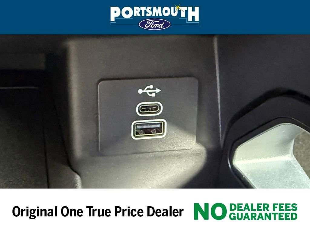 New 2025 Ford Ranger XLT w/ Black Appearance Package image 15