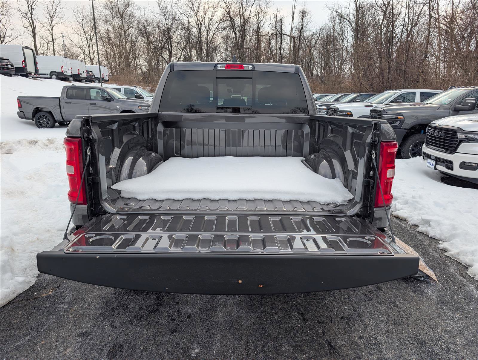 New 2026 RAM 1500 Big Horn AWD/4WD image 8