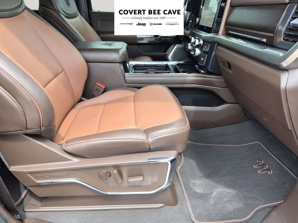Used 2023 Ford F350 King Ranch w/ Chrome Package image 17
