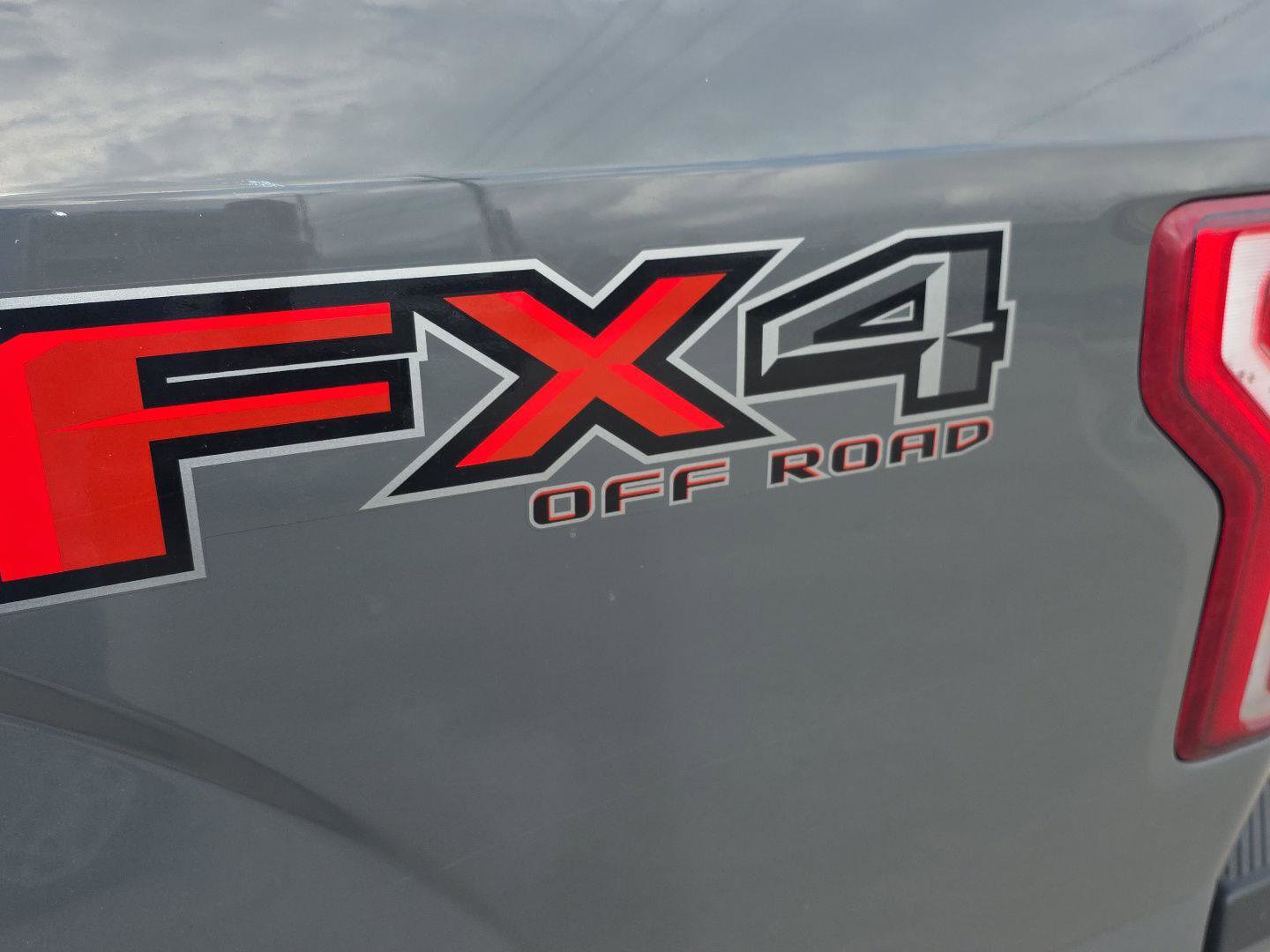 Used 2018 Ford F150 XL w/ Equipment Group 101A Mid image 12