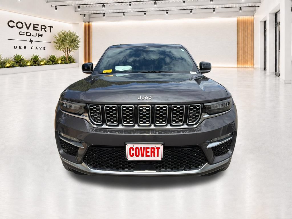 Used 2023 Jeep Grand Cherokee Summit AWD/4WD video 3