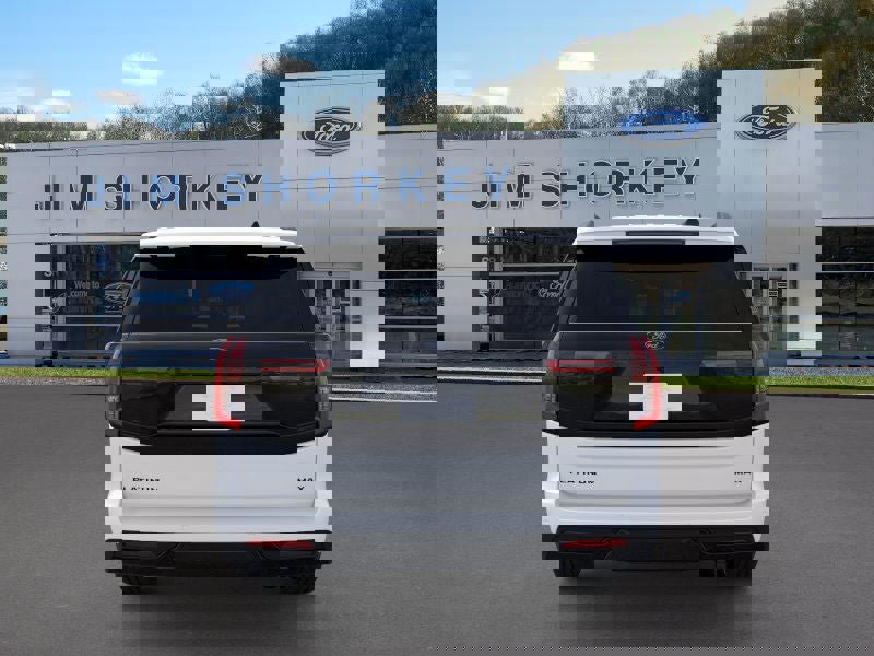 New 2025 Ford Expedition Max Platinum w/ Stealth Performance Package image 5