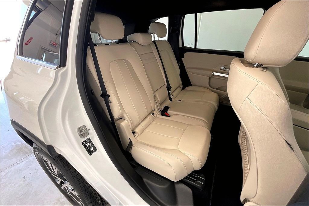 Used 2026 Mercedes-Benz GLB 250 image 18