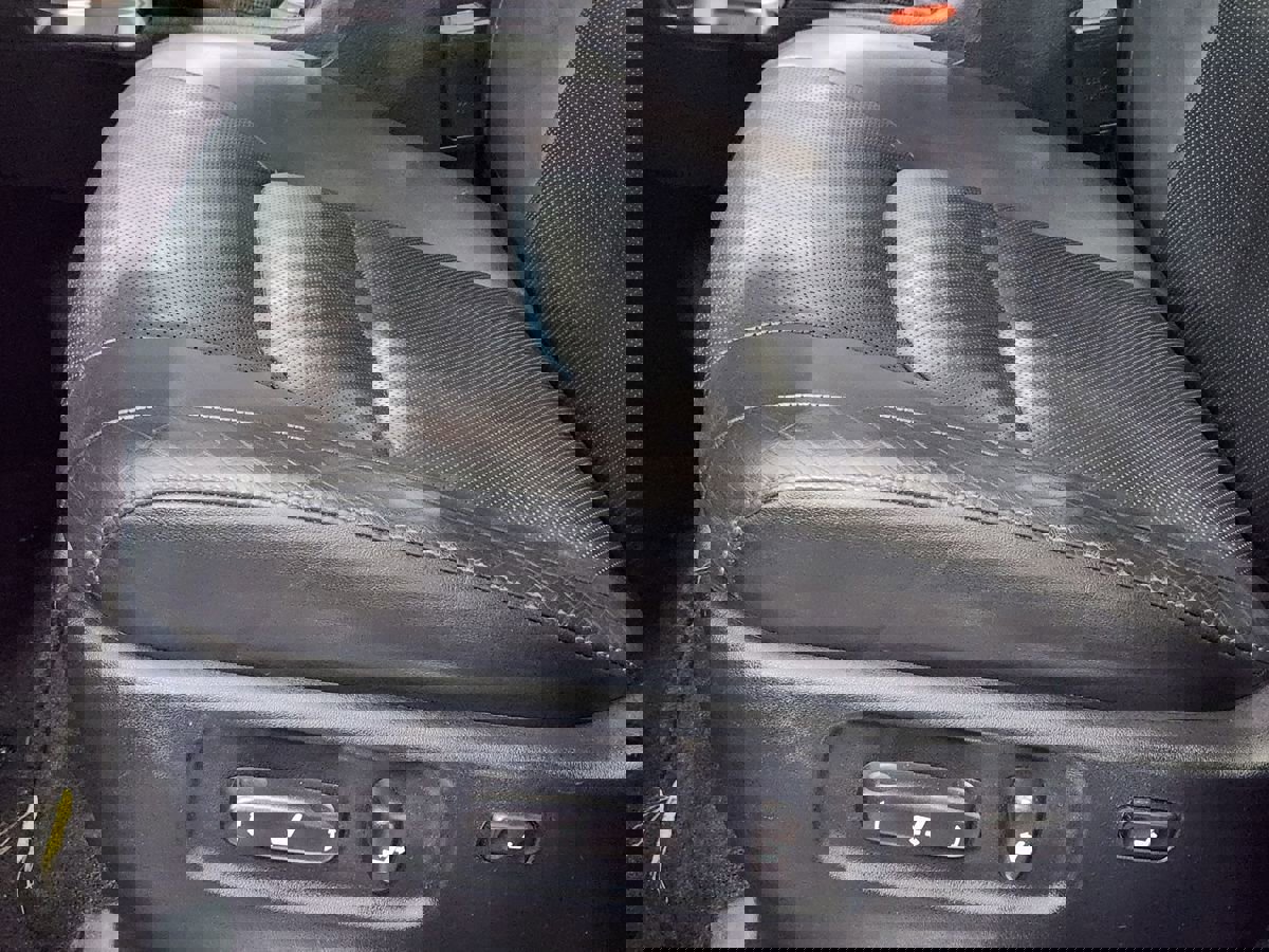 Used 2019 Toyota Land Cruiser image 44