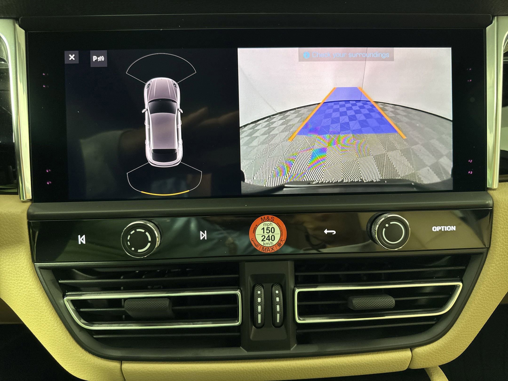 Certified 2025 Porsche Macan image 26