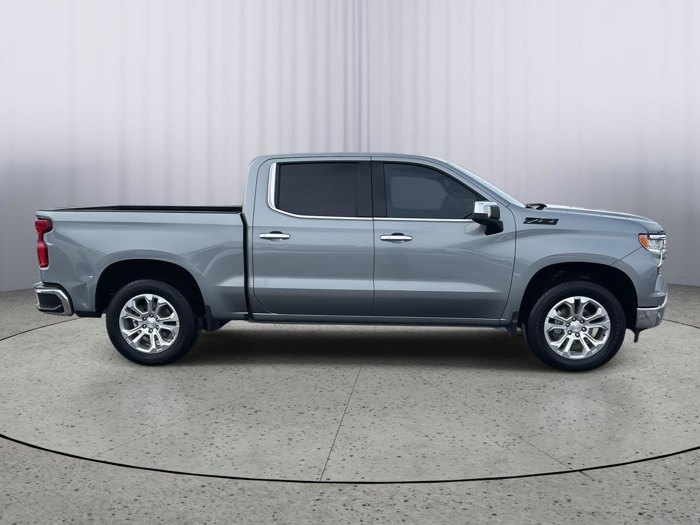 Used 2024 Chevrolet Silverado 1500 LTZ image 7
