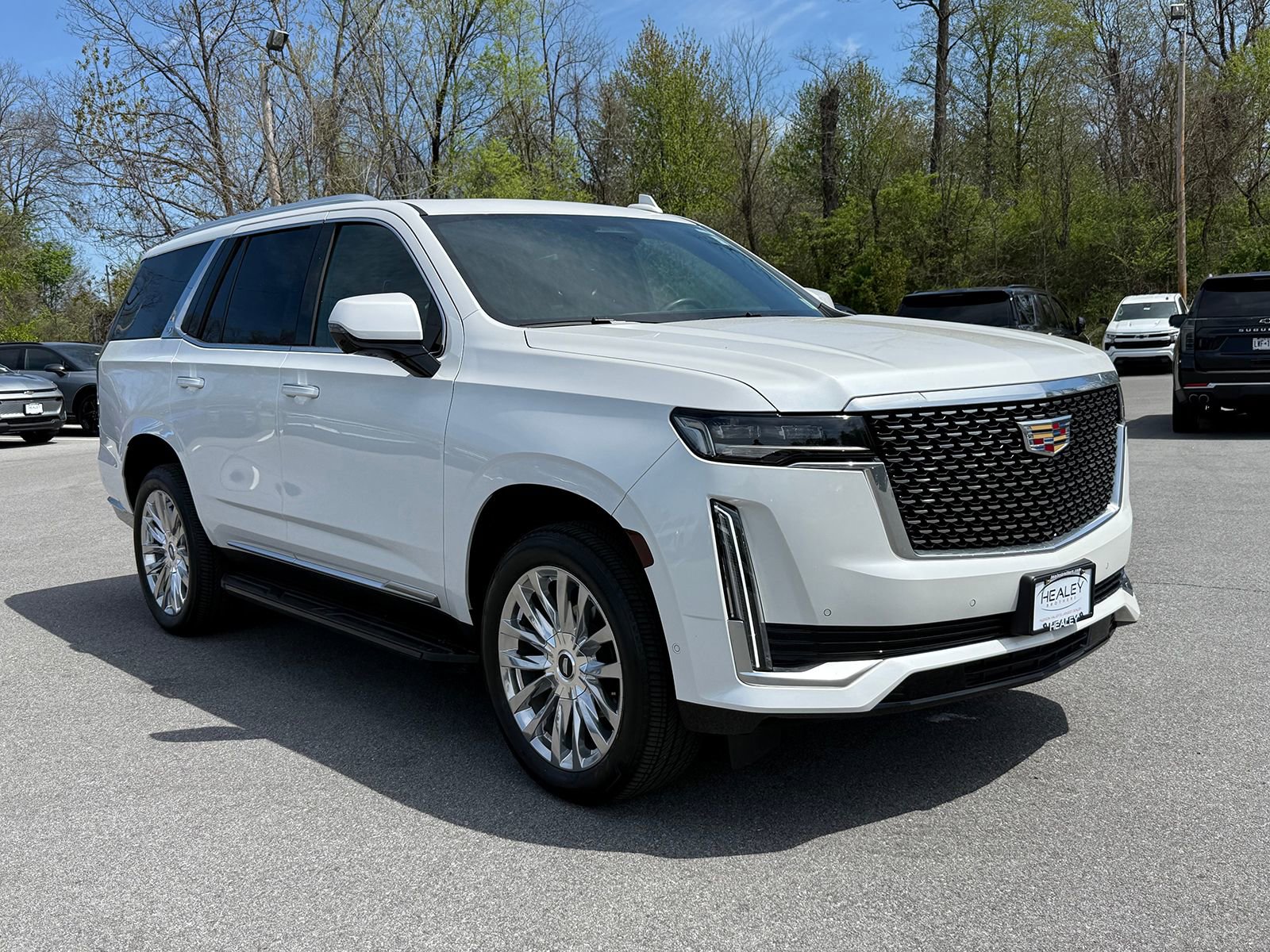 Certified 2024 Cadillac Escalade Premium Luxury AWD/4WD image 1