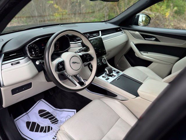 Used 2024 Jaguar F-PACE R-Dynamic S AWD/4WD image 9