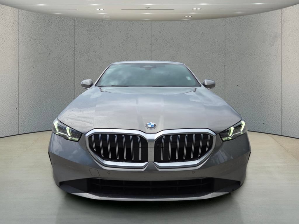 Used 2024 BMW 530i xDrive w/ Premium Package AWD/4WD image 12
