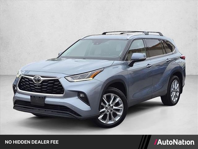 Used 2021 Toyota Highlander Limited AWD/4WD image 1