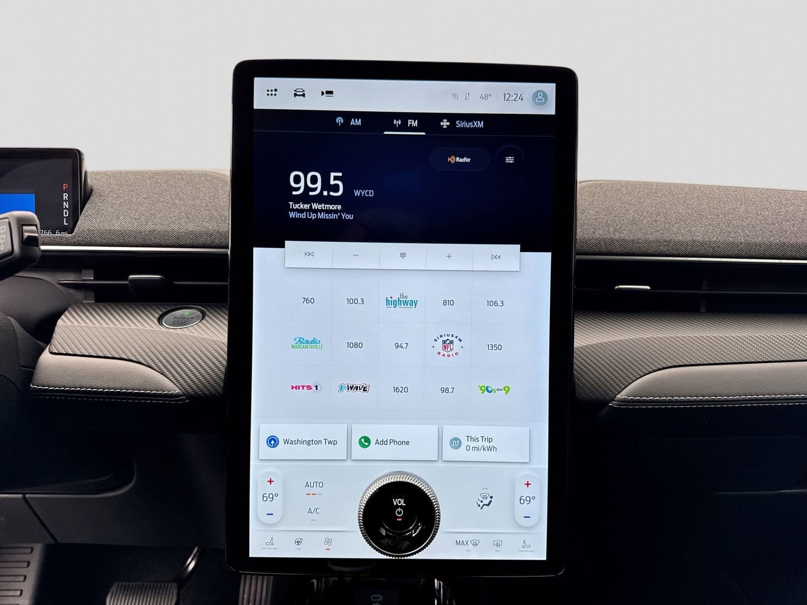 Used 2022 Ford Mustang Mach-E Premium image 28