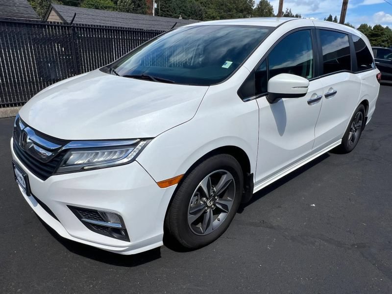 Used 2020 Honda Odyssey Touring image 2