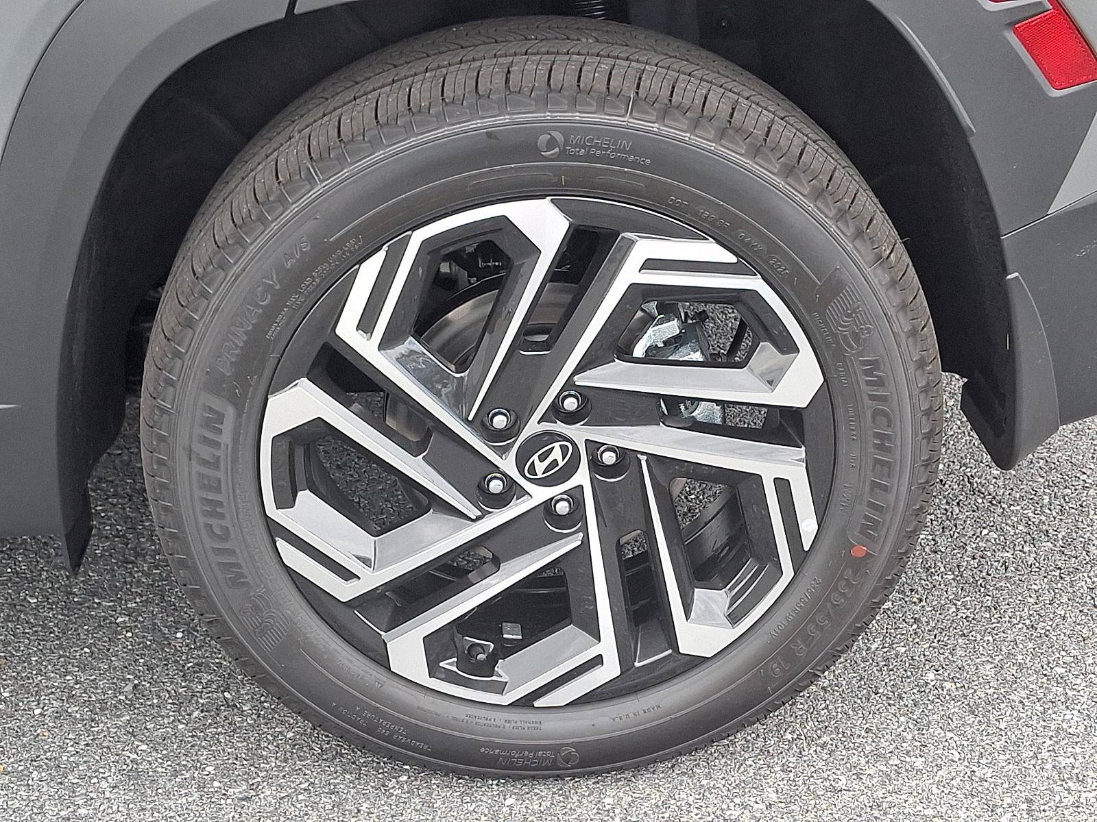 New 2026 Hyundai Tucson Limited w/ Tow & Go Package AWD/4WD image 5