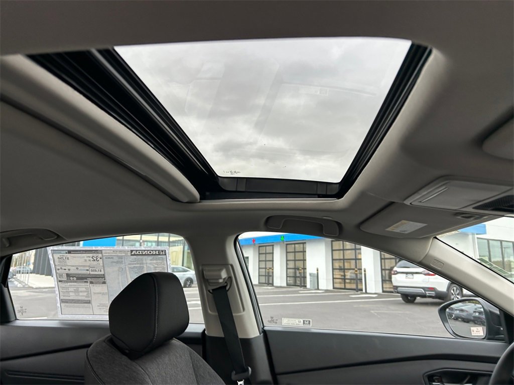 New 2025 Honda Accord SE image 17