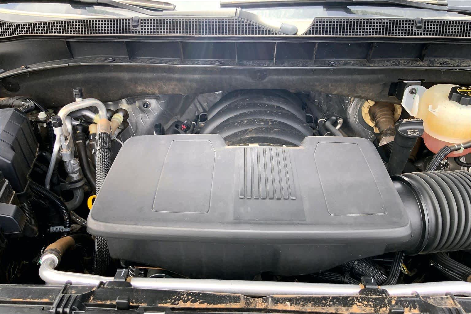 Used 2025 Chevrolet Tahoe High Country AWD/4WD image 62