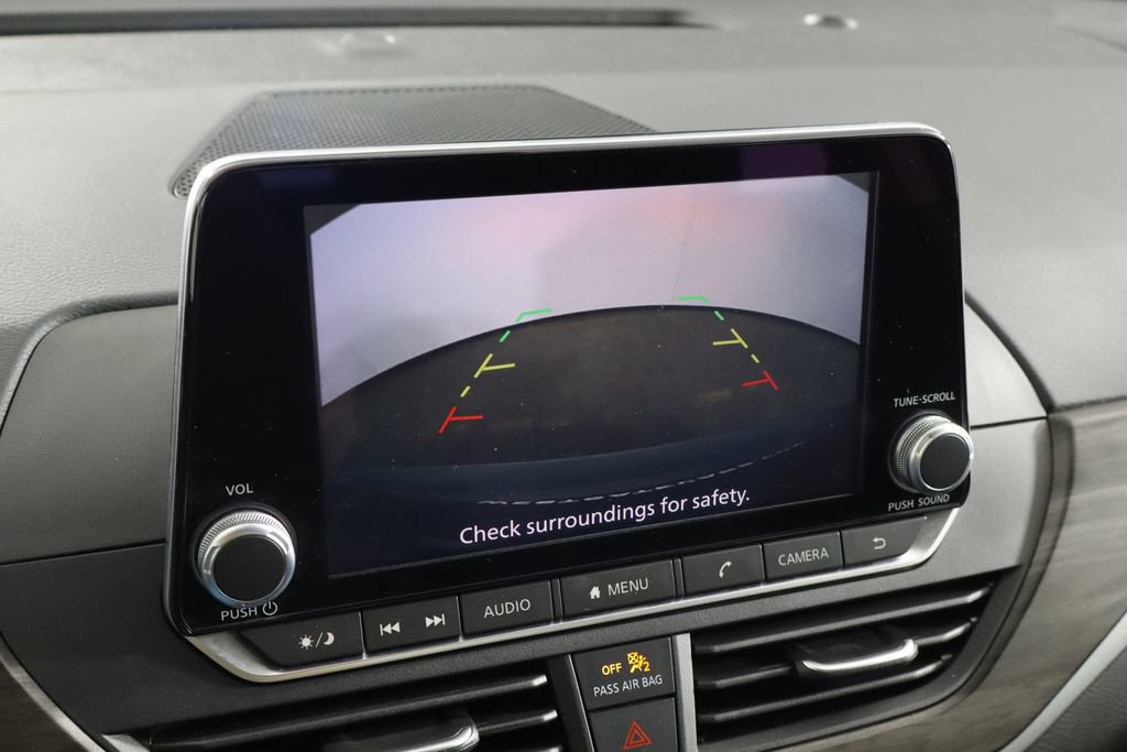Used 2025 Nissan Altima 2.5 SV FWD image 37