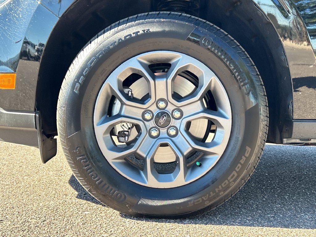 Used 2025 Ford Maverick XLT w/ Equipment Group 302A AWD/4WD image 24